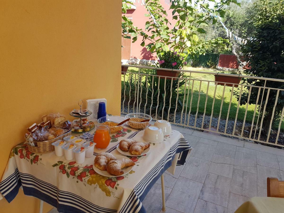 B&B Lara Santola Корато Екстериор снимка